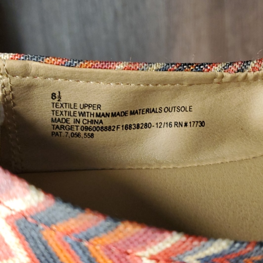 Mossimo Multi-Color Strip Flats - Picture 7 of 10